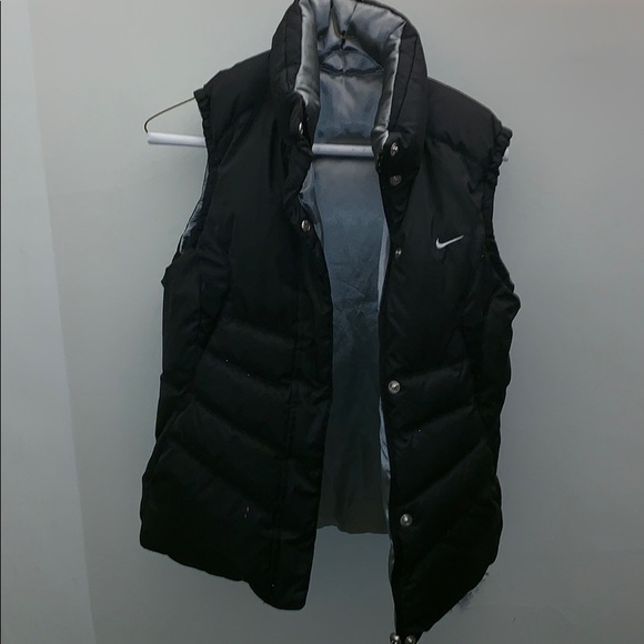 nike puffer vest mens